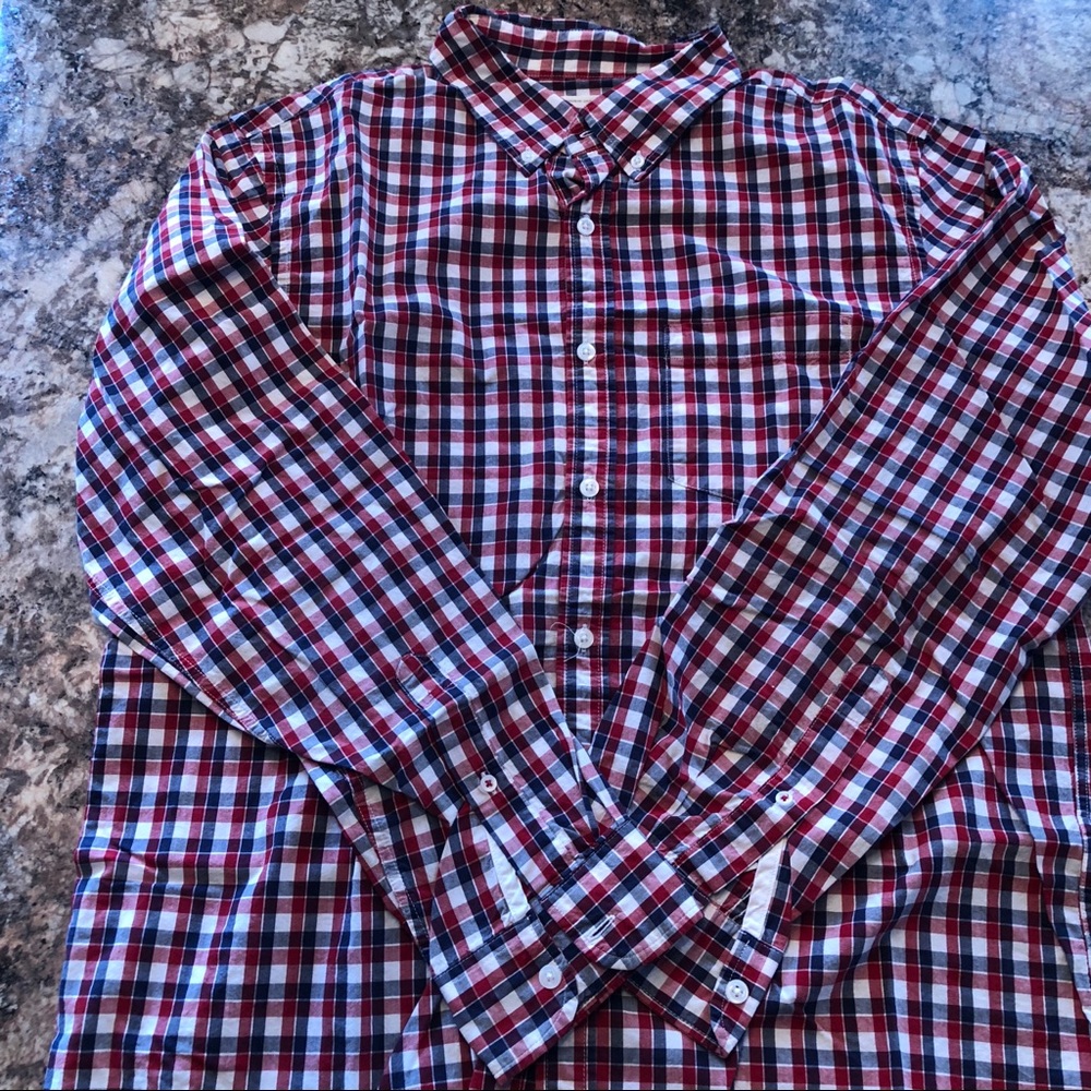 Men’s old navy button down